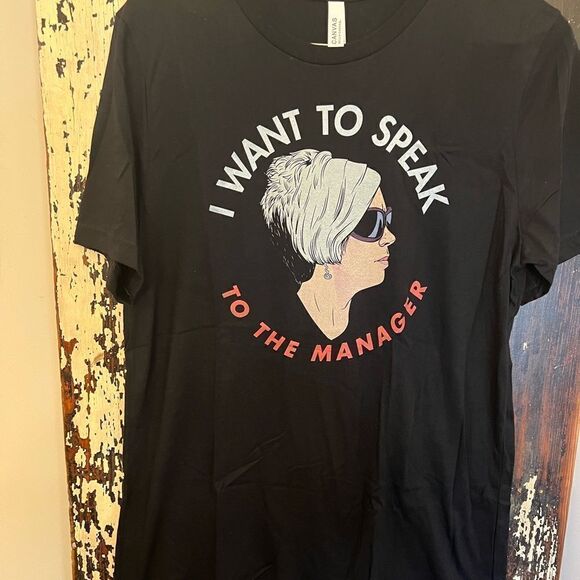 Funny “Karen” T-shirt. Size Large. I want to speak to the manager tee. - Picture 1 of 5